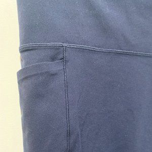 Athleta Salutation Stash Pocket II - Tight/Leggings